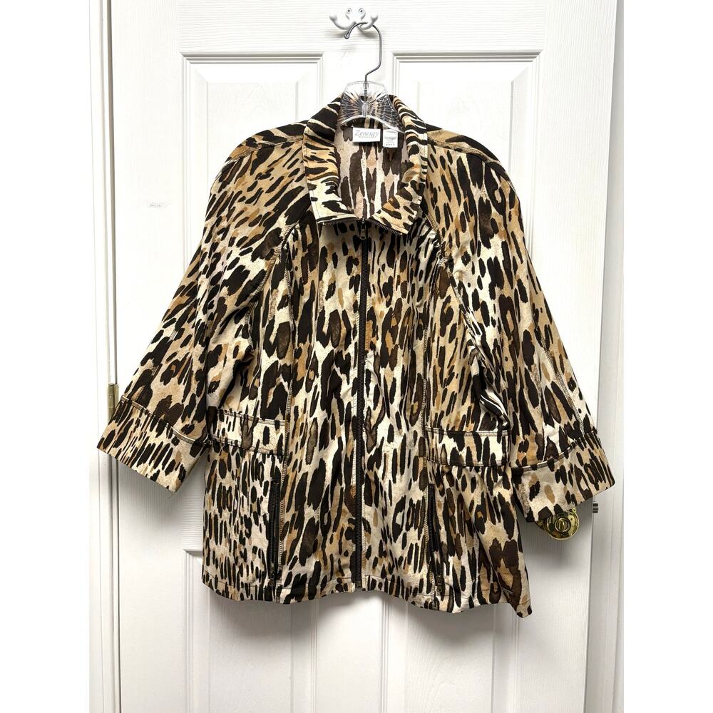 Chicos Zenergy Animal Print Jacket Zip Pockets Hip Length Size 3 or Women’s L